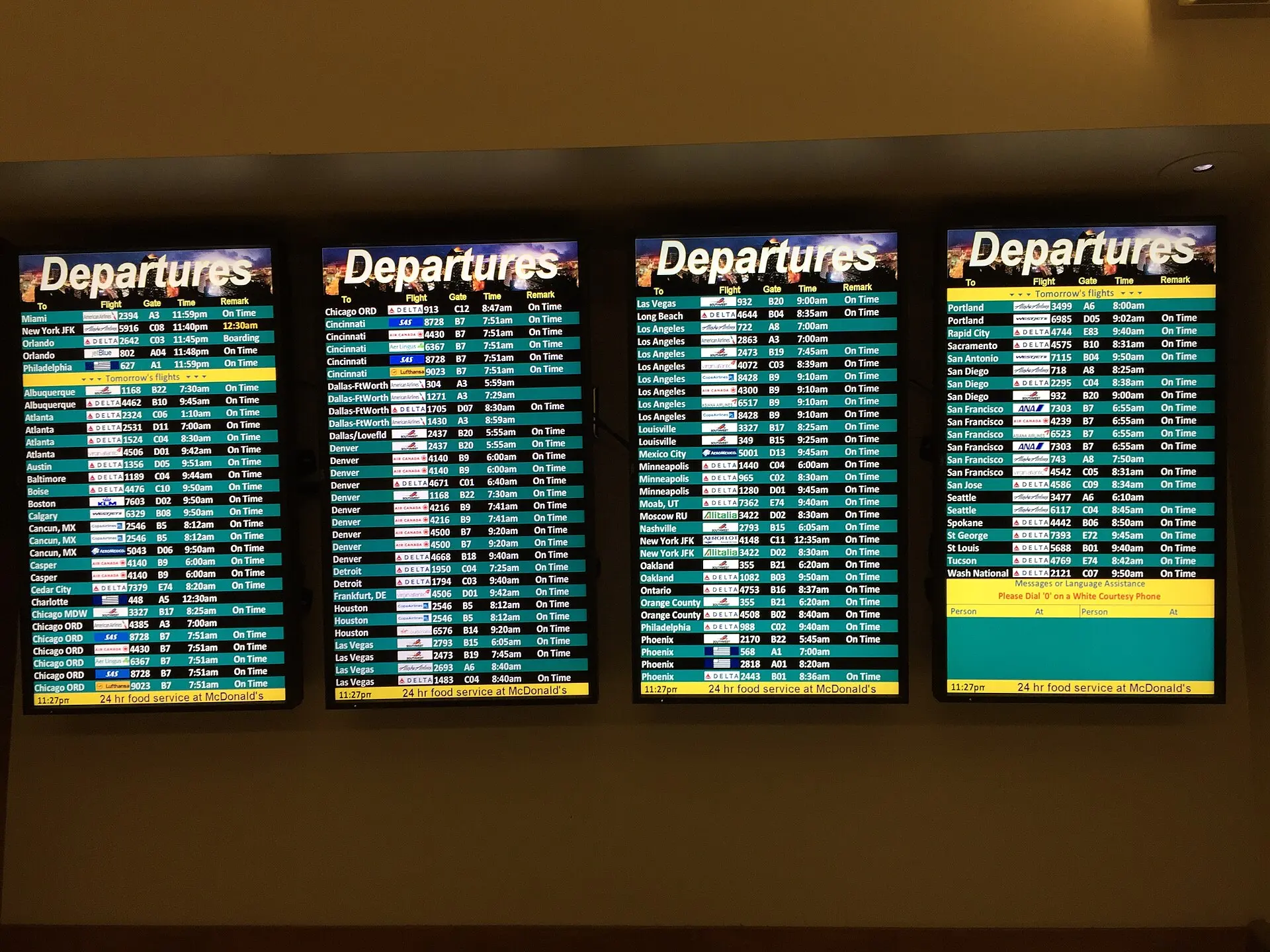 จอดิจิตอลไซเนจ (Digital Signage) คืออะไร ใช้ทำอะไรได้บ้าง